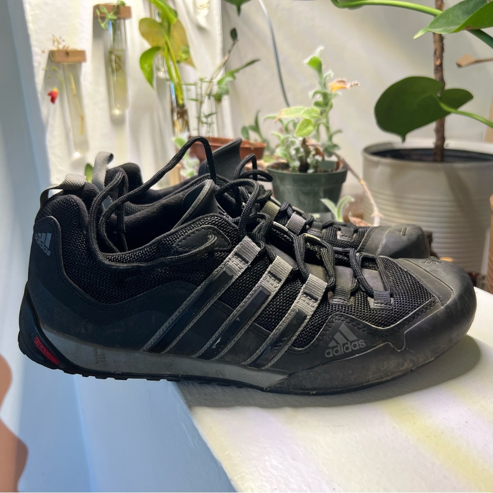 Adidas Men's Traxion Shoes 10